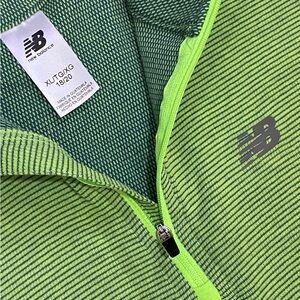 New Balance Dry Green XL Girls 18/20 Moisture Wicking Striped Green Stretchy NWT